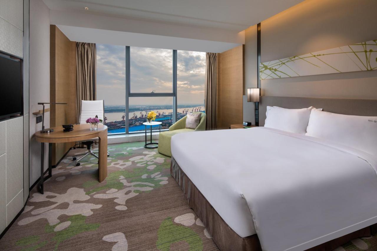 Holiday Inn Nanjing Harbour By Ihg Nanquim Exterior foto