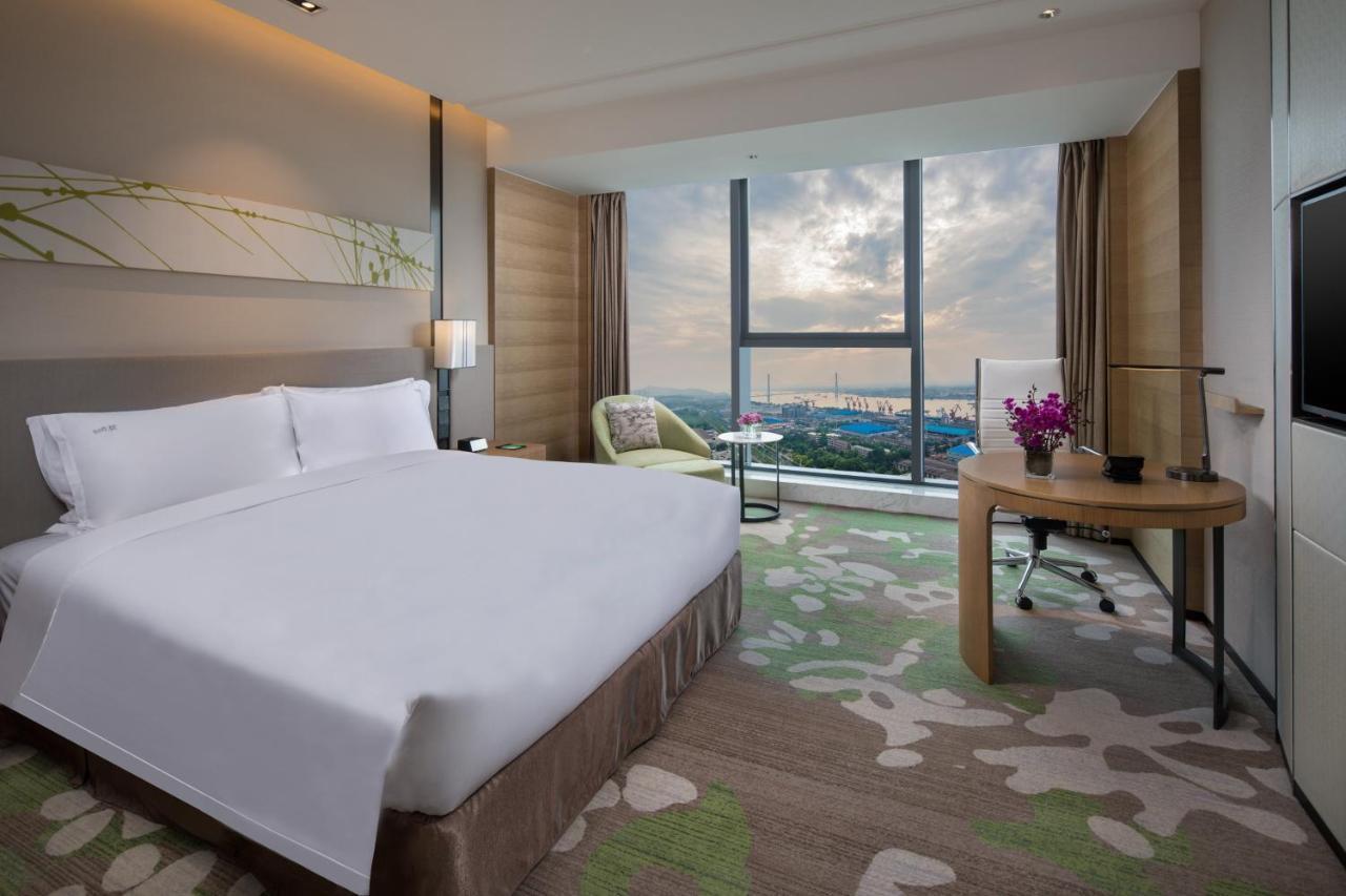 Holiday Inn Nanjing Harbour By Ihg Nanquim Exterior foto